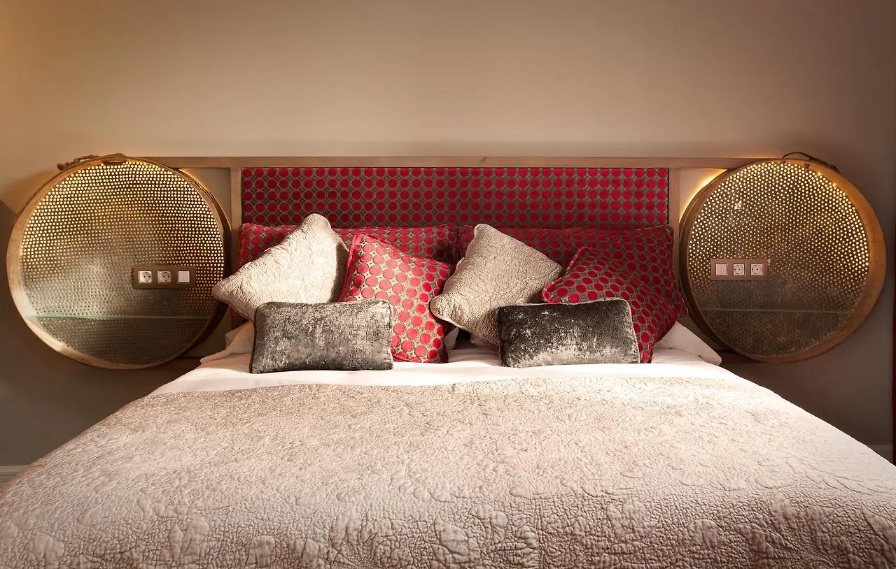 Trafalgar Luxury برشلونة 0*,