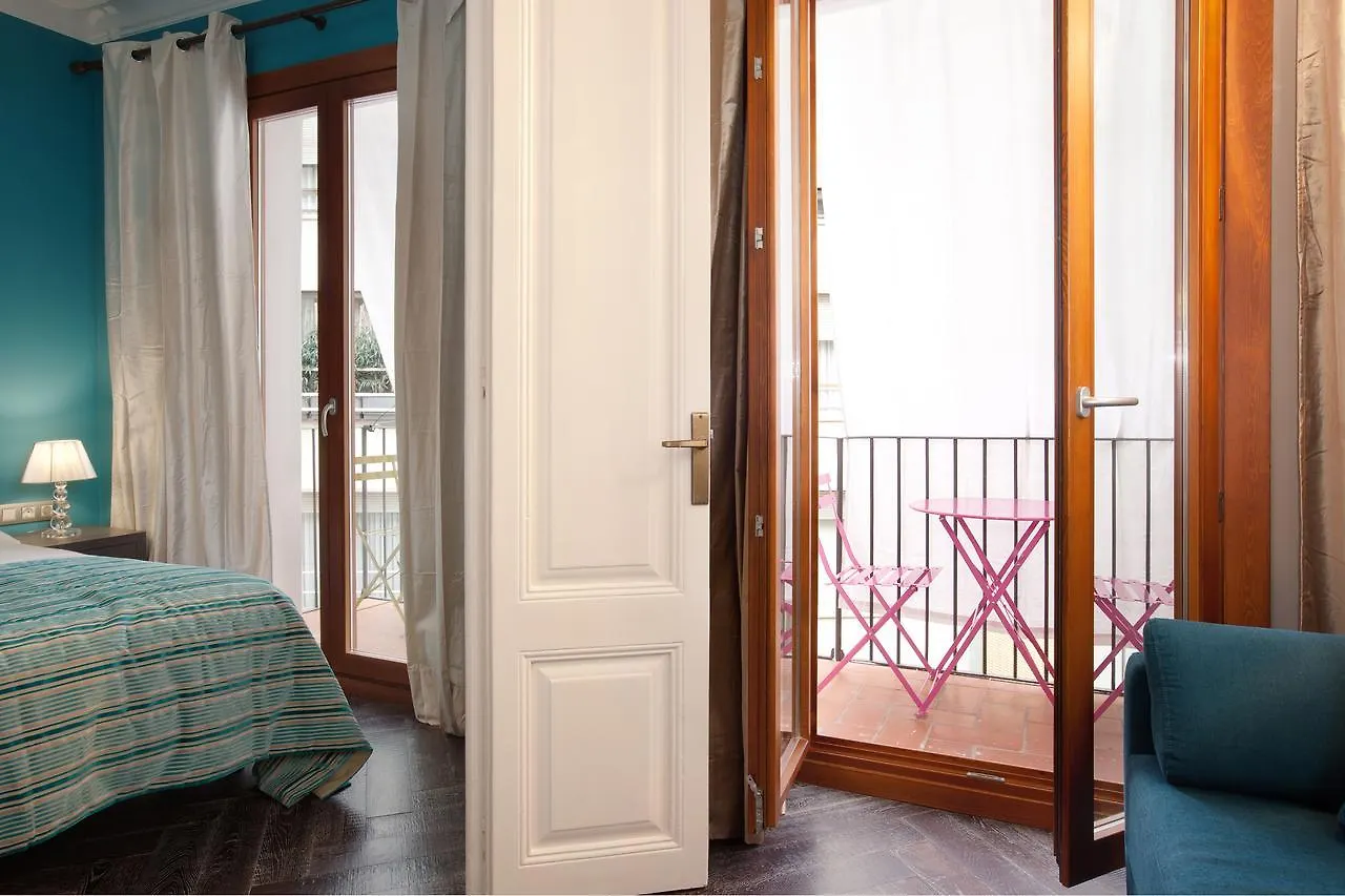 Trafalgar Luxury برشلونة شقة